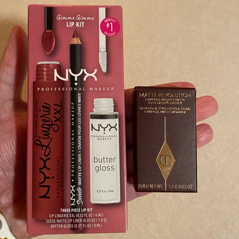 ♥️💖 Charlotte Tilbury Pillow Talk Lipstick Mini & NYX Clear Butter Gloss NWT NIB